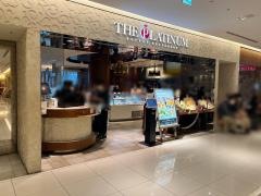 ＴＨＥ　ＰＬＡＴＩＮＵＭ　大阪ＬＵＣＵＡ