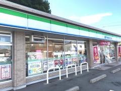 ファミリーマート　磯部バスセンター前店