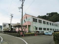 下里小学校