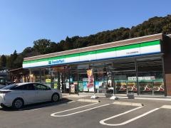 ファミリーマート 土佐山田談議所店