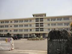 西条市立西条南中学校