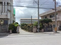 沖縄市立美里中学校