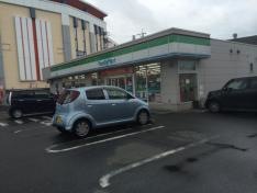 ファミリーマート　御領三丁目店