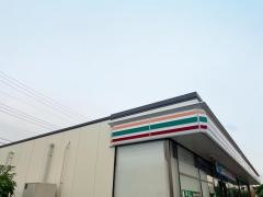 セブンイレブン　厚木下荻野店