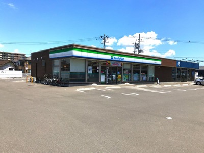 マーケットピア ファミリーマート 名取田高店 名取市田高