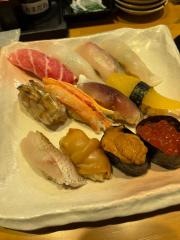 寿司まる辰　金山店
