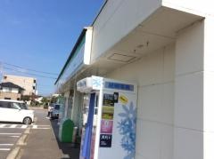 ファミリーマート　つくば研究学園四丁目店