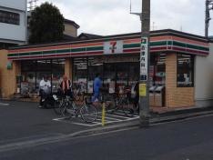 セブンイレブン　川口元郷店