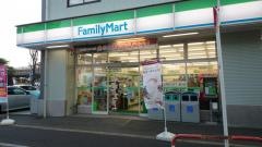 ファミリーマート　新横浜店