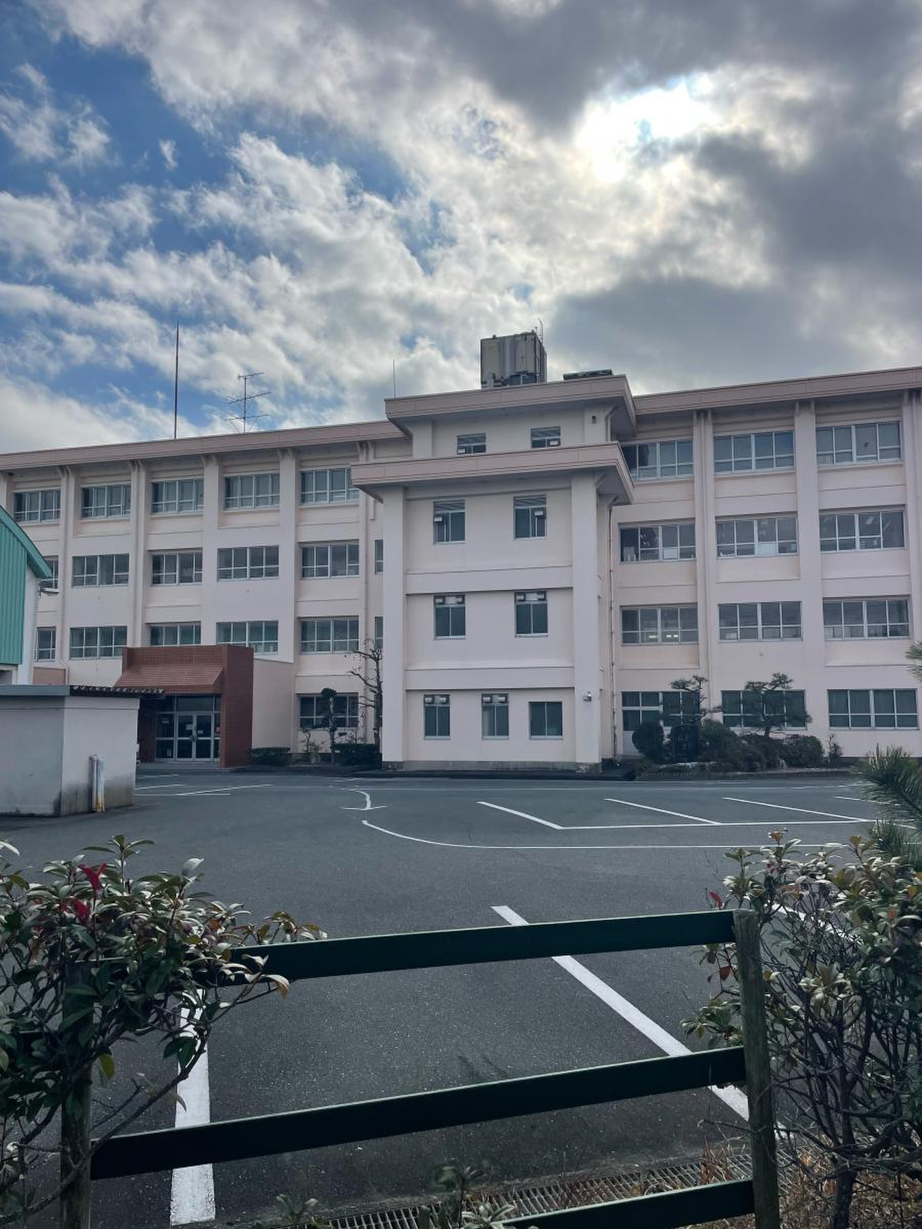 磐田市立東部小学校(01)