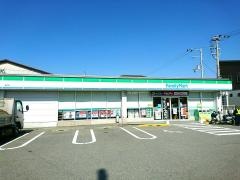 ファミリーマート　清住店
