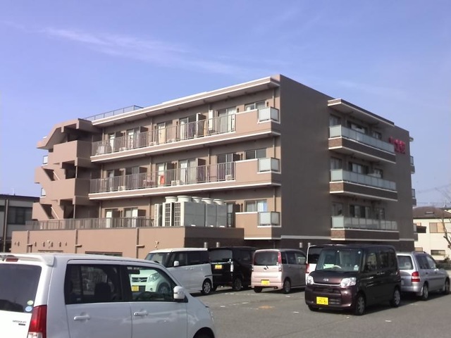サービス付高齢者向け住宅富士桜 施設外観