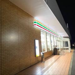 セブンイレブン　由利本荘荒町店