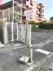 「芝崎」バス停留所