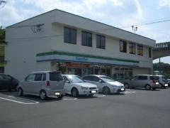 ファミリーマート　美しが丘北店