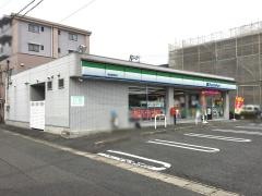 ファミリーマート　岩倉新柳町店