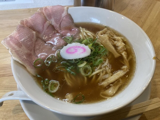 鶏そば啜る/ホームメイト
