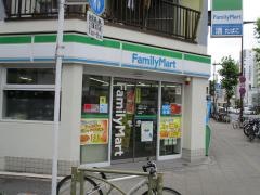 ファミリーマート　両国四丁目店