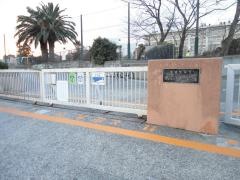 武山小学校