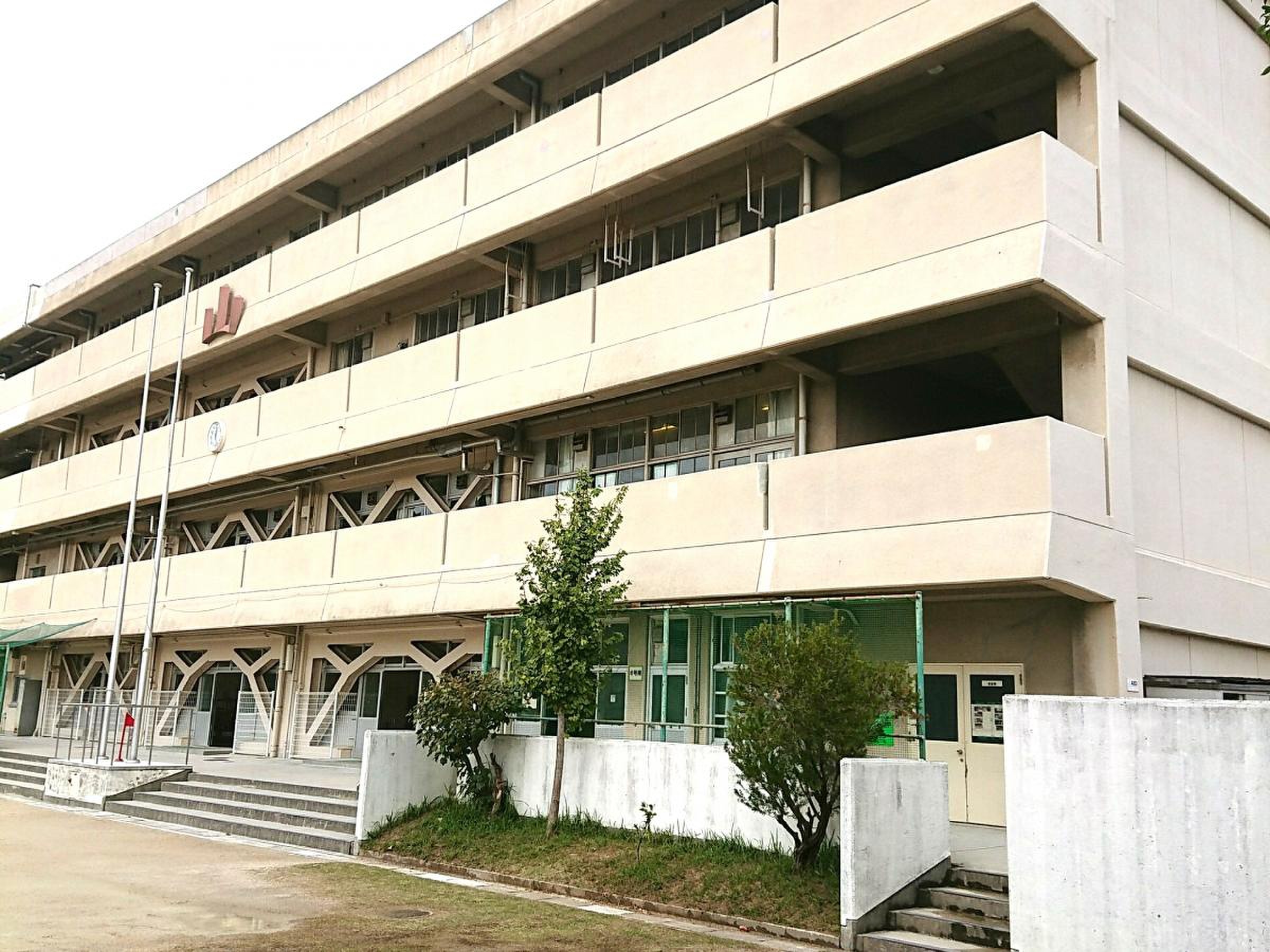 山手 小学校 吹田