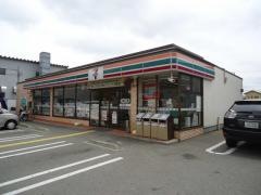 セブンイレブン　龍野揖西南山店