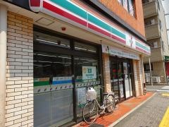 セブンイレブン　平塚西口店