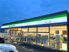 ファミリーマート　豊田鴛鴨長根店