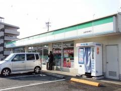 ファミリーマート　法善寺駅東店