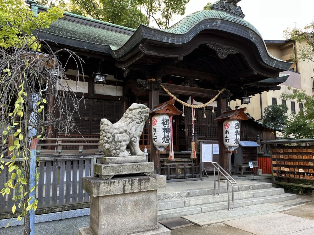 海老江八坂神社本殿