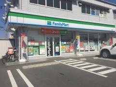 ファミリーマート　海津店