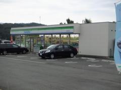 ファミリーマート 中津川苗木店