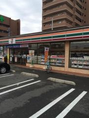 セブンイレブン　四條畷中野店