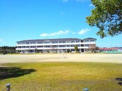 久米小学校