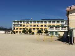 中津川市立西小学校
