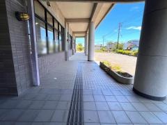 都農町民図書館