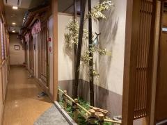 弥助鮨四ツ屋店