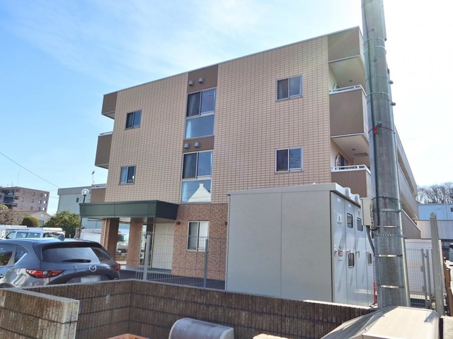 ディーフェスタめじろ台 施設外観
