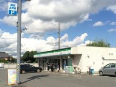ファミリーマート　岩槻本宿店
