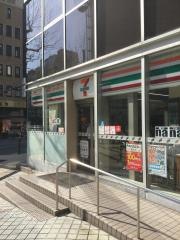 セブンイレブン　大阪堺筋本町駅前店