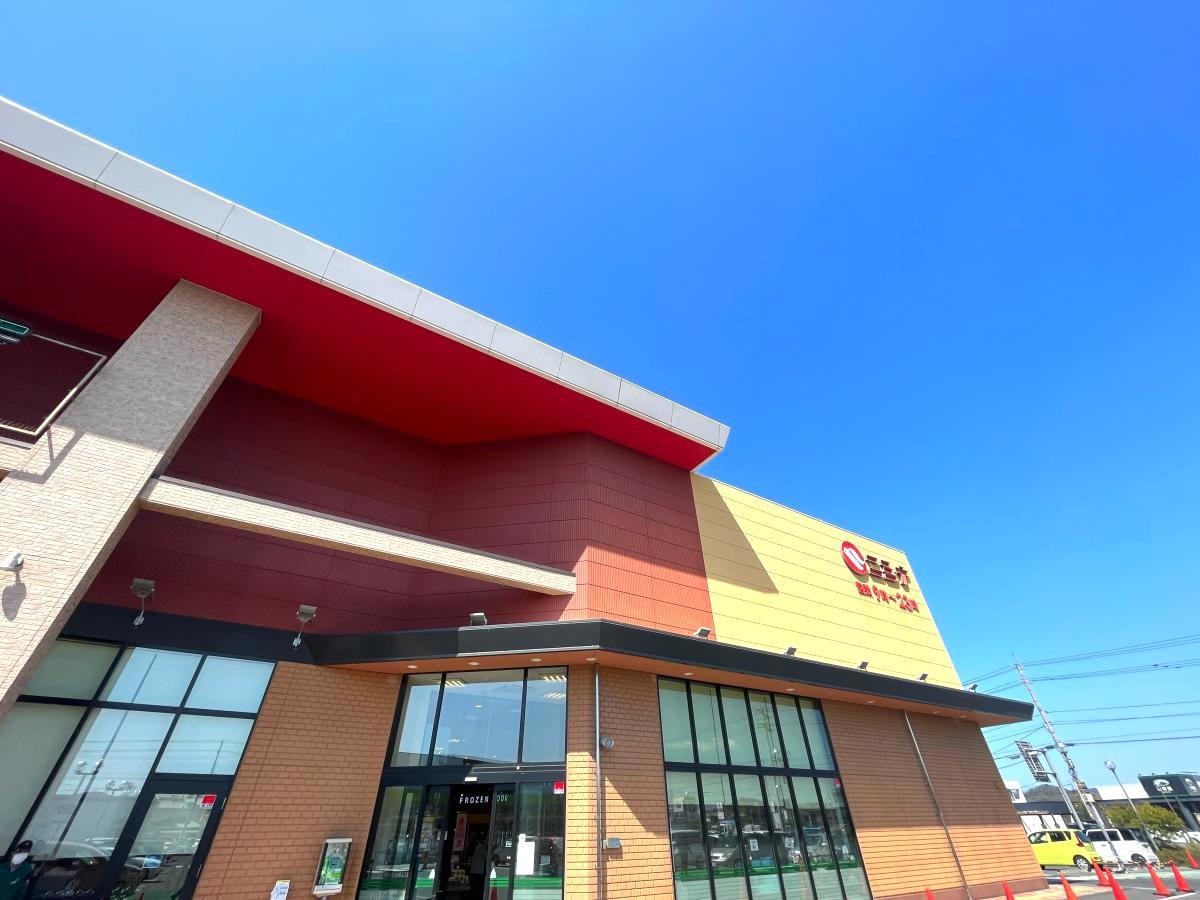 ニシナフードバスケット総社東店