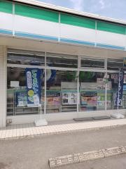 ファミリーマート　西彼杵高校前店