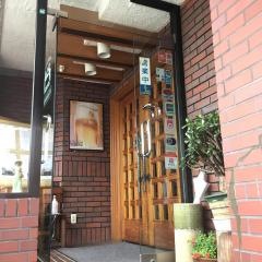 白耳蟻館