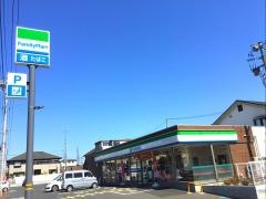 ファミリーマート　飯能加治小学校前店
