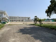 津島市立南小学校