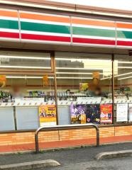 セブンイレブン　山口泉都町店
