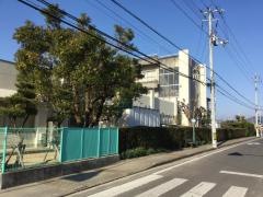 飯野小学校