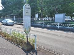 「小山公民館前」バス停留所