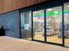ファミリーマート　ＪＲ川崎タワー店