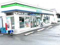 ファミリーマート　小林仲町店