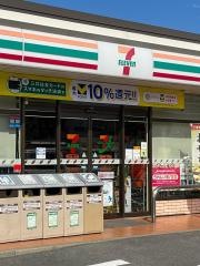 セブンイレブン　若松鴨生田店